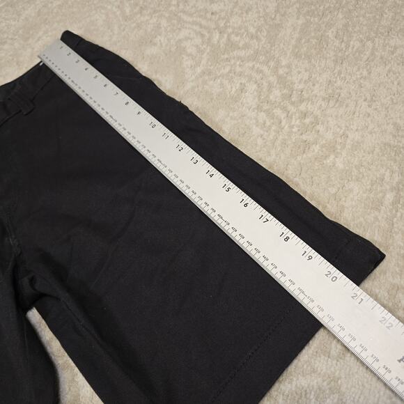 Volcom Mens Chino Shorts Size 30 Black Casual Surf Skate 10.5" Inseam - Picture 5 of 8